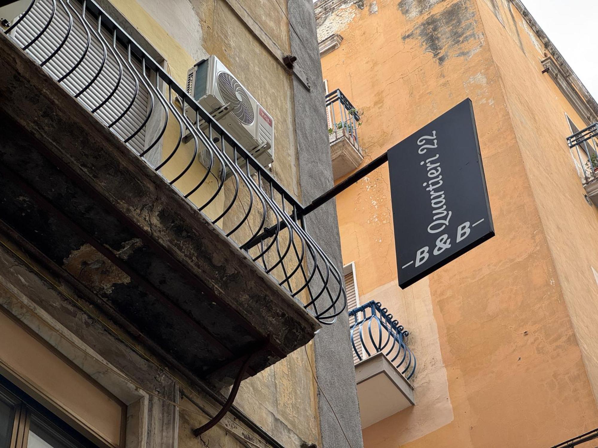 Quartieri22 Napoli Exterior foto